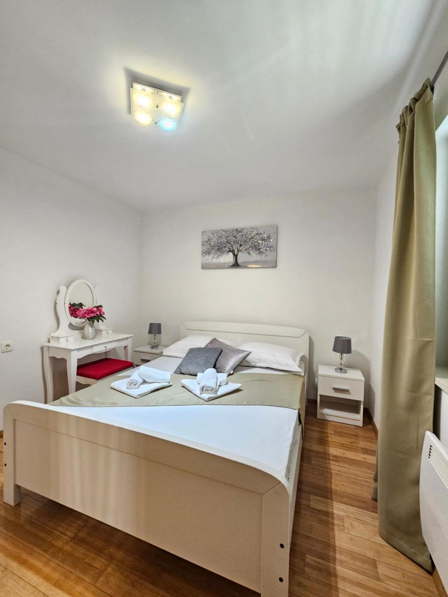 Apartments Iva Makarska Eksteriør bilde